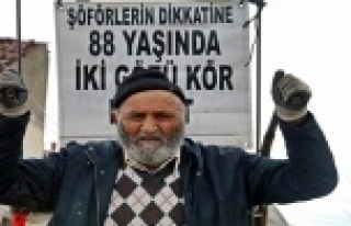 Görme engelli 88 yaşındaki adamın ekmek kavgası!