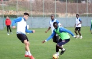 Alanyaspor deplasman hazırlıklarına başladı