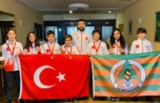 Alanyasporlu eskrimciler Hırvatistan'da fırtına...