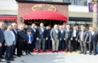 Bakanlar Alanya’daki Anteplilerle buluştu