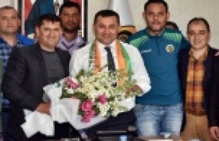 Başkan Yücel'den Alanyaspor taraftarını sevindiren...