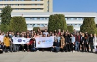 Erasmus ve Mevlana öğrencileri AÜ’de