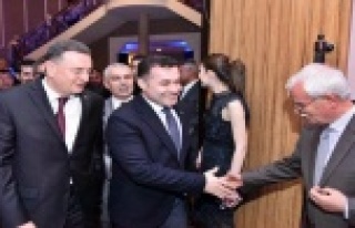 Hataylılar Yücel’i coşkuyla karşıladı