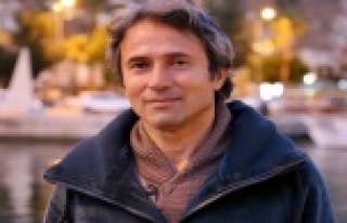 Rockçı aday seçim çalışmasına başladı