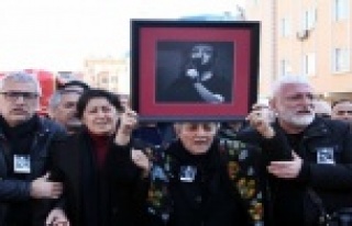 Yeşilyurt binlerce hayranıyla sonsuzluğa uğurlandı