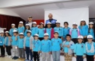 ‘Ailemin Trafik Polisiyim’ Alanya’da hız kesmiyor