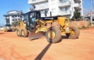 Alanya Belediyesi o yolları da asfaltladı