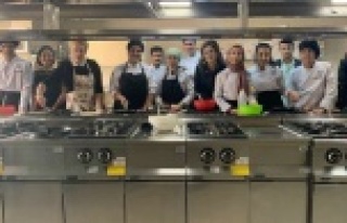 Alanya’daki Rus aşçılar baharın gelişini kutladı