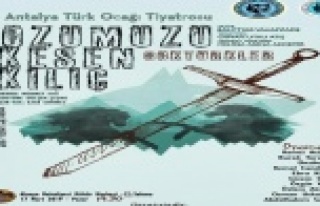 Alanyalı ülkücülerden tiyatro daveti