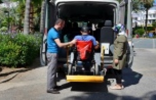 Büyükşehir Alanya’daki engelli vatandaşları...