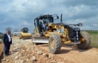 Büyükşehir sıcak asfaltta hız kesmiyor