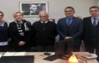 Hayate Hanım'ın öğretmenleri konseyi ziyaret...