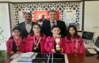 Satranç’ın yıldızlarından Müdür Er’e ziyaret