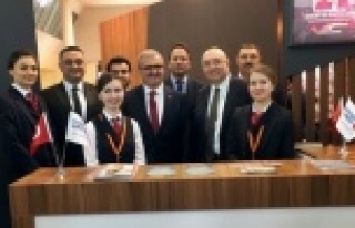 Vali Karaloğlu’ndan turizimcilere destek