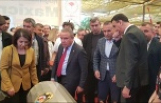 Alanya'nın muz lifi standına yoğun ilgi