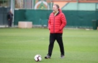 Sergen Yalçın'dan Alanyaspor'la ilgili...