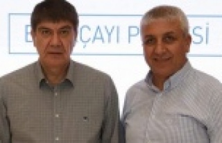 Türel kaybedince görevinden istifa etti