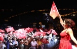 Alanya'da 100’üncü yıla yakışır kutlama