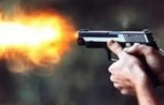 Alanya'da kardeşlerin silahlı kavgası! Bir...