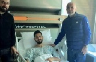 Başkan Çavuşoğlu'ndan Emre Akbaba'ya...