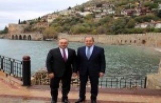 Çavuşoğlu'ndan Lavrov'a başsağlığı...