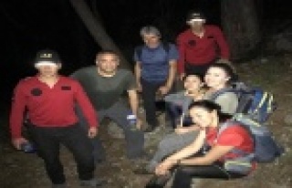 Kanyon'da kaybolan kadınları jandarma kurtardı
