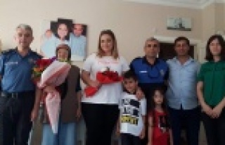 Polis şehit annelerini unutmadı