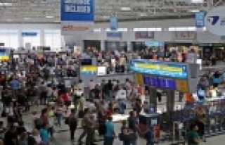 Antalya Havalimanı Dış Hatlar Terminalinde tarihi...