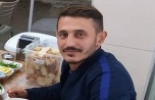 Arkadaşına verdiği kaskı ölümüne sebep oldu