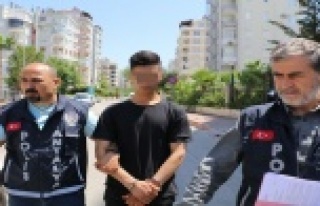 Babasını bıçaklayan genç sürekli şiddet görüyormuş