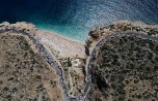 Dünyaca ünlü plajda izdiham yaşandı, 3 kilometrelik...