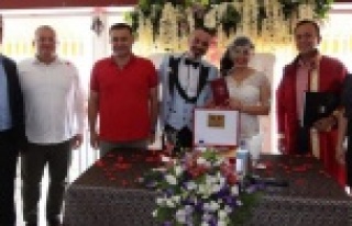 Hatice ile Telat'ın mutlu günü