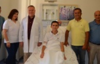 Akciğer yırtığı olan hasta ALKÜ'de sağlığına...