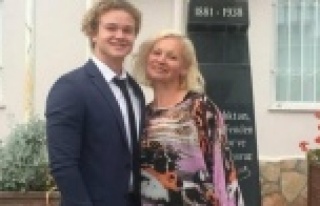 Alanya YKS'de Türkiye 9'uncusu çıkardı