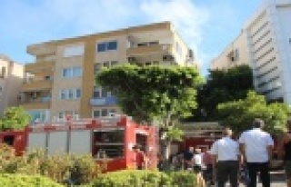 Alanya’da ev yangını paniği neden oldu