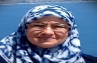 Antalya'da balkondan düşen kadın öldü