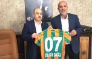 Başkan Çavuşoğlu, Düzce protokolünü ziyaret...