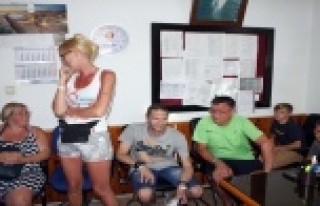 Belçikalı turistten dilenci kadına hırsızlık...