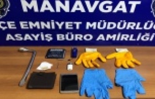 Bijon anahtarlı hırsız kaçamadı