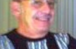 Denizden boğazında plastik kelepçeyle çıkartılan...