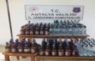 Manavgat'ta jandarmadan sahte içki operasyonu