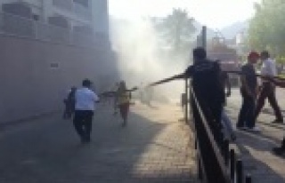 Oteldeki yangın ucuz atlatıldı