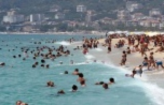 Alanya’da turizme bayram dopingi