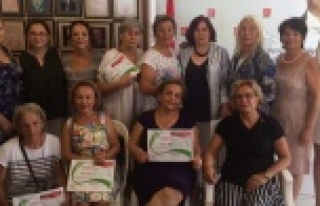 CHP'den kadınlara teşekkür belgesi