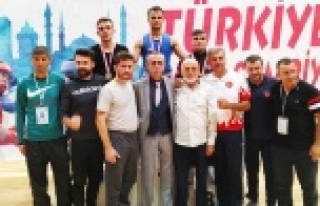 Alanya Belediyespor boksörü Türkiye üçüncüsü...