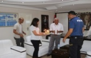 Alanya’da başarılı polis memuru emekliye ayrıldı