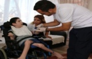 Büyükşehir Belediyesi hastalara evde bakım desteği...