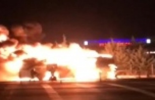 Faciadan dönüldü! Alanya otobüsü alev alev yandı