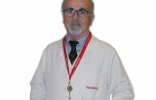 Katarakt ameliyatı ile yakın gözlüğünüzden...