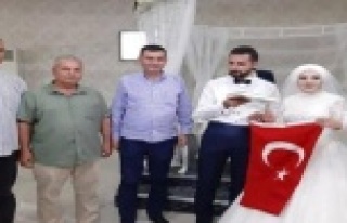 Kübra ve Güven dünya evine girdiler